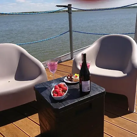 Houseboat Arka 1 - Na Wodzie, Rower Wodny, Wifi, Parking * Mielno (Koszalin)