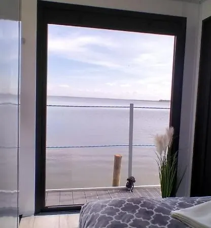 Houseboat Arka 1 - Na Wodzie, Rower Wodny, Wifi, Parking 아파트 *