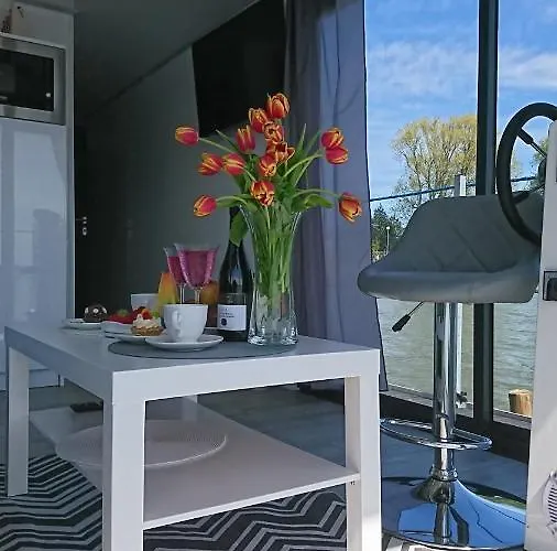 Arka 1 Domki Na Wodzie W Mielnie, Rower Wodny, Bezplatny Wifi, Parking * Mielno (Koszalin)